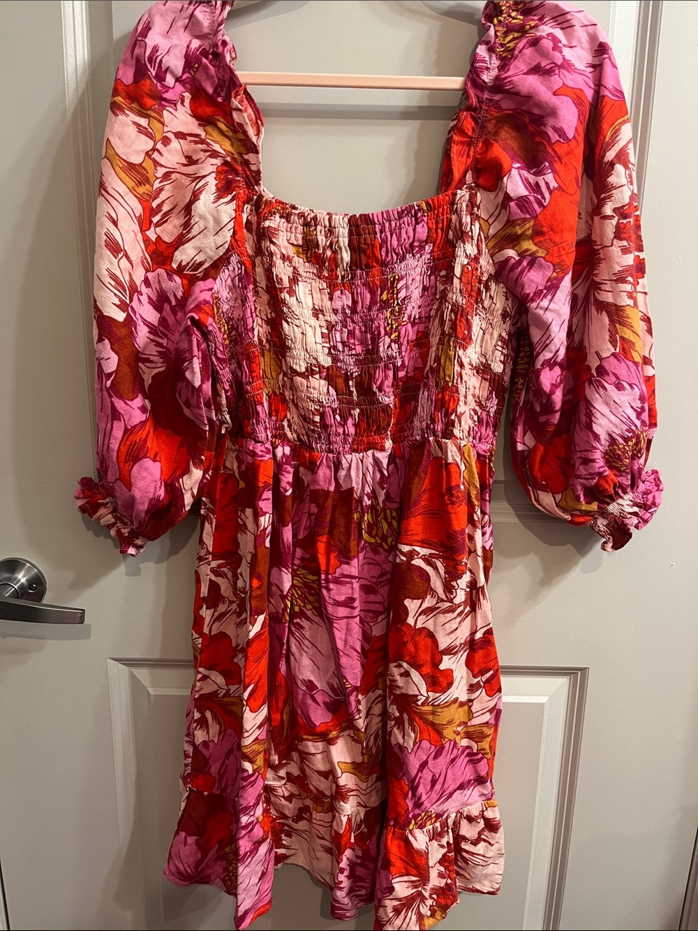 Floral Puff-Sleeve Mini Dress in Pink & Red